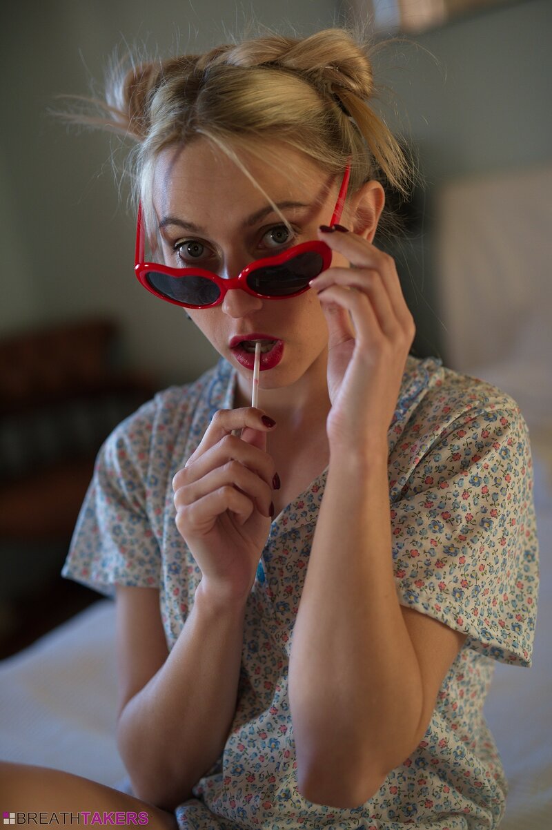 Вероника, 20 лет, 2 размер груди